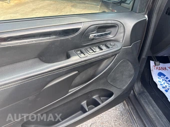 2016 Dodge Grand Caravan SXT Plus 121.2" WB - miniatura 12