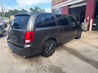 2016 Dodge Grand Caravan SXT Plus 121.2" WB - miniatura 5