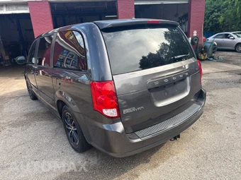 2016 Dodge Grand Caravan SXT Plus 121.2" WB - miniatura 6