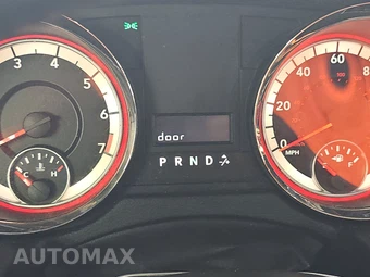 2016 Dodge Grand Caravan SXT Plus 121.2" WB - miniatura 12