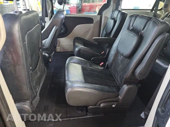 2016 Dodge Grand Caravan SXT Plus 121.2" WB - miniatura 13