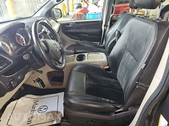 2016 Dodge Grand Caravan SXT Plus 121.2" WB - miniatura 7