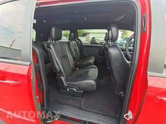 2016 Dodge Grand Caravan SXT Plus 121.2" WB - miniatura 17