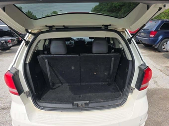 2016 Dodge Journey R/T - miniatura 15