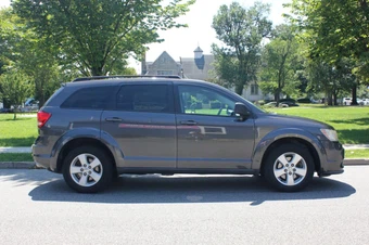 2016 Dodge Journey SE - miniatura 3