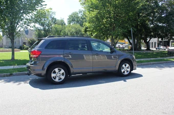2016 Dodge Journey SE - miniatura 9