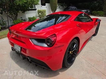 2016 Ferrari 488 GTB Coupe - miniatura 3