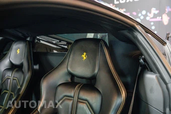 2016 Ferrari 488 GTB Coupe - miniatura 9