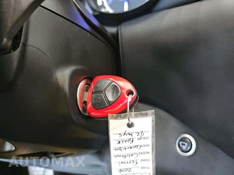 2016 Ferrari California T - miniatura 8
