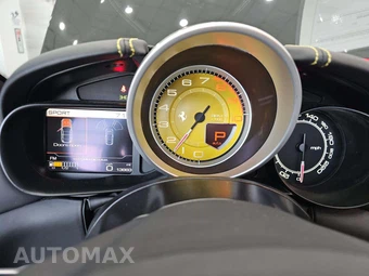 2016 Ferrari California T - miniatura 9