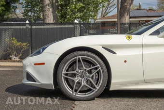 2016 Ferrari California T - miniatura 27