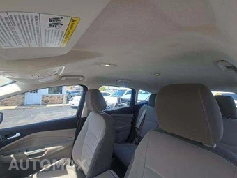 2016 Ford C-MAX Hybrid SE – miniatura 12