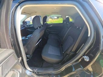 2016 Ford Edge SE – miniatura 10