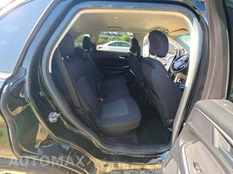 2016 Ford Edge SE – miniatura 13