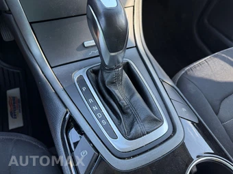 2016 Ford Edge SE - miniatura 11