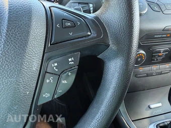 2016 Ford Edge SE - miniatura 12