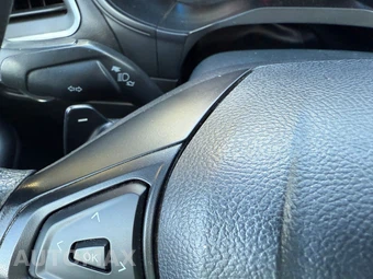 2016 Ford Edge SE - miniatura 15