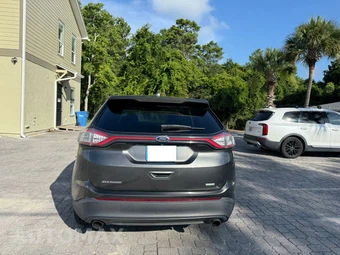 2016 Ford Edge SE - miniatura 4