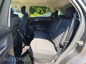 2016 Ford Edge SE – miniatura 13
