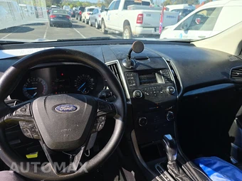 2016 Ford Edge SE – miniatura 11