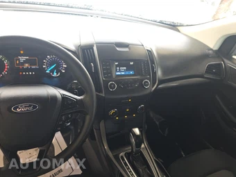 2016 Ford Edge SE – miniatura 11