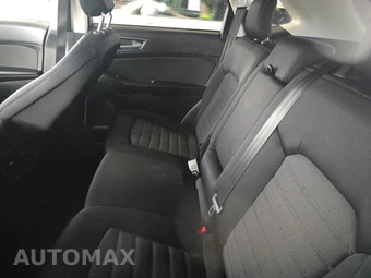 2016 Ford Edge SE – miniatura 13