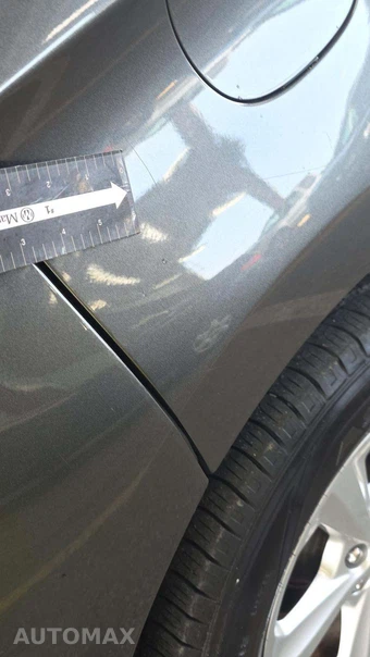 2016 Ford Edge SE – miniatura 21