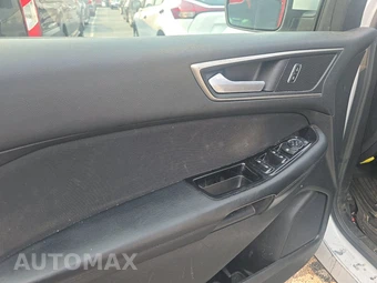 2016 Ford Edge SEL – miniatura 9