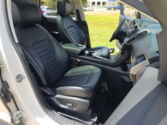 2016 Ford Edge SEL - miniatura 18