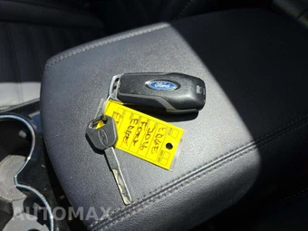 2016 Ford Edge SEL - miniatura 8