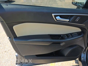 2016 Ford Edge SEL – miniatura 9