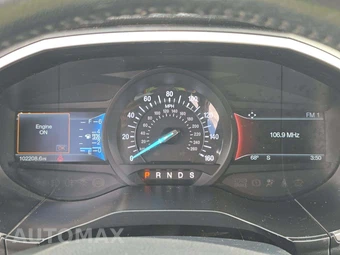 2016 Ford Edge SEL – miniatura 9