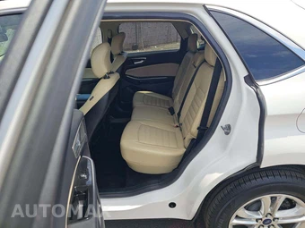 2016 Ford Edge SEL – miniatura 10