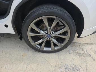 2016 Ford Edge Sport - miniatura 11