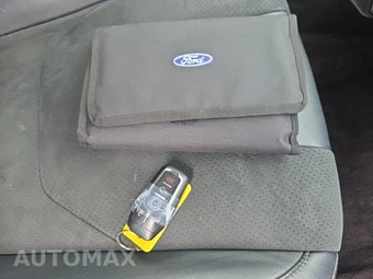 2016 Ford Edge Sport - miniatura 23
