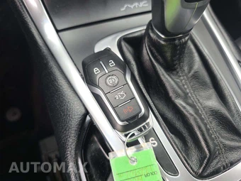 2016 Ford Edge Titanium – miniatura 8