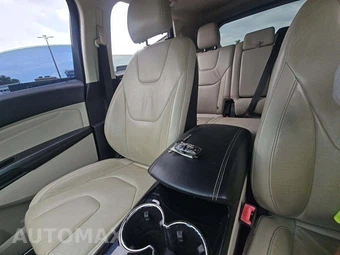 2016 Ford Edge Titanium – miniatura 8