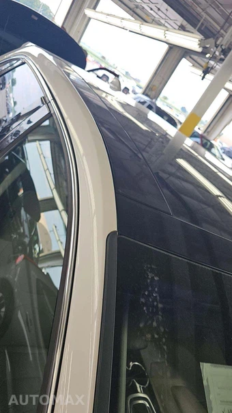2016 Ford Edge Titanium - miniatura 26