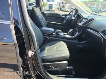 2016 Ford Edge Titanium – miniatura 8