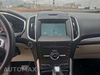 2016 Ford Edge Titanium – miniatura 8