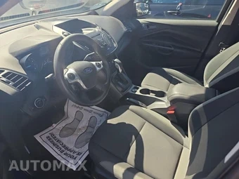2016 Ford Escape S – miniatura 13