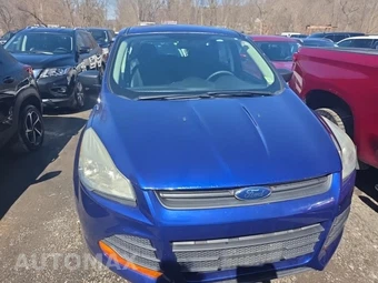 2016 Ford Escape S – miniatura 2