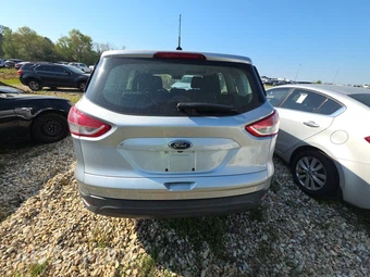 2016 Ford Escape S - miniatura 5