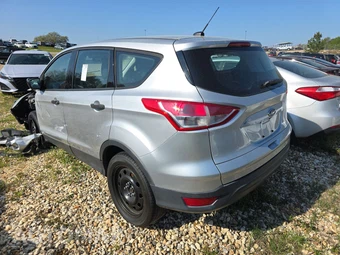 2016 Ford Escape S - miniatura 6