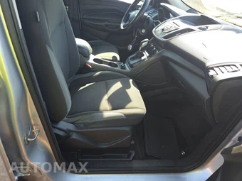 2016 Ford Escape S - miniatura 8