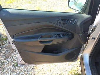 2016 Ford Escape S - miniatura 9