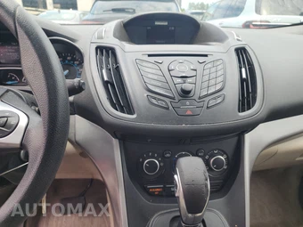 2016 Ford Escape SE – miniatura 11