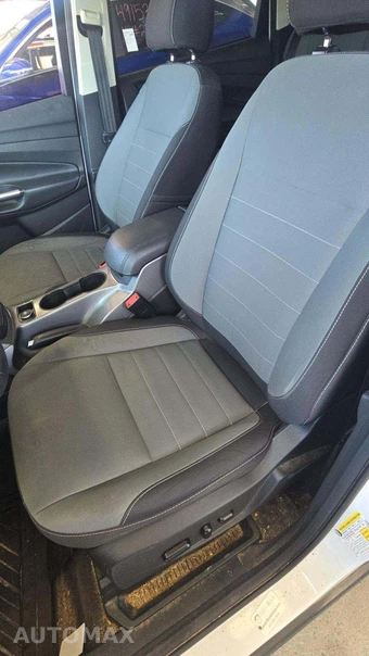 2016 Ford Escape SE - miniatura 22