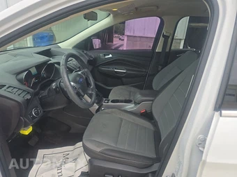 2016 Ford Escape SE - miniatura 7