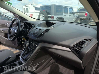 2016 Ford Escape SE – miniatura 19